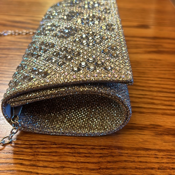 D’Margeaux New York Rhinestone & Crystals Silver & Bronze Formal Clutch Purse - Picture 5 of 9